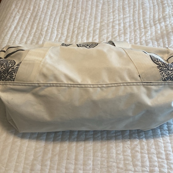 Life is Good duffle bag - Picture 5 of 14
